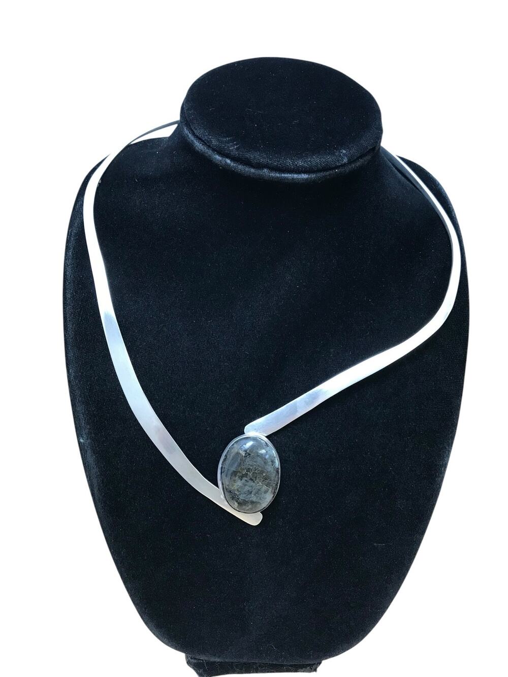 Sterling Silver Modernist Large Labradorite Gemstone Oval Neck Ring Necklace
